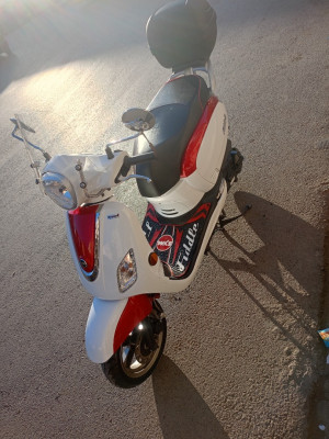 motos-scooters-sym-fiddle-3-2022-oran-algerie