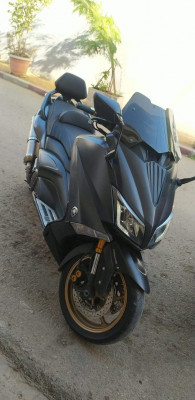 motorcycles-scooters-yammaha-tmax-iron-2-2016-bir-el-djir-oran-algeria