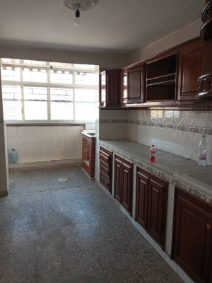 appartement-vente-f05-annaba-algerie