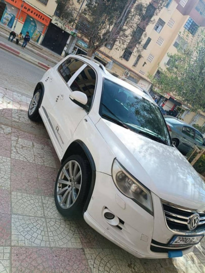 tout-terrain-suv-volkswagen-tiguan-2011-r-line-ksar-boukhari-medea-algerie