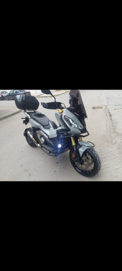 motos-et-scooters-honda-xadv-2022-setif-algerie