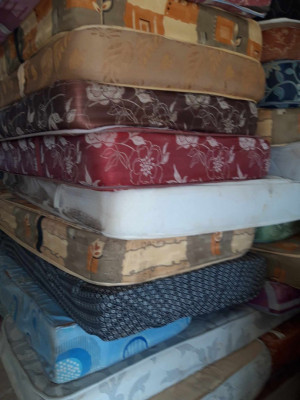 literie-linge-rideaux-matelas-bonne-occasion-berhoum-msila-algerie