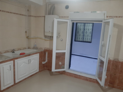 appartement-vente-f2-alger-hydra-algerie