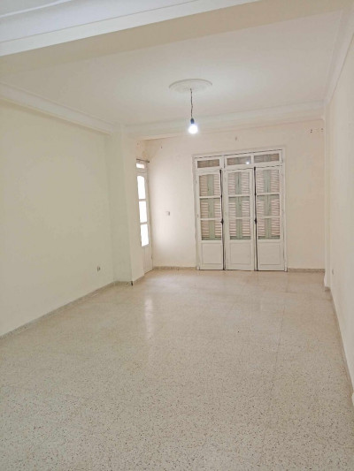 appartement-location-f4-alger-sidi-moussa-algerie