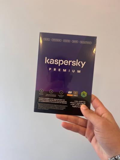 Kaspersky Premium - Protection 5 postes, abonnement 1 an, licence officielle