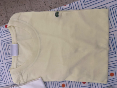 hauts-et-t-shirts-shirt-shorts-lacoste-achete-en-france-jijel-algerie