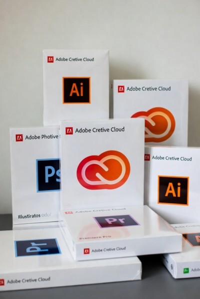 Adobe Creative Cloud (suite intégrale commerciale)