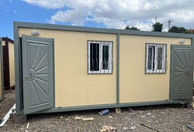 Chalet Cabine saharienne 3x6 ( 02 chambres séparés) avec barreaudage