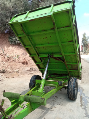 tracteurs-رويبة-روموكة-2009-khemis-el-khechna-boumerdes-algerie