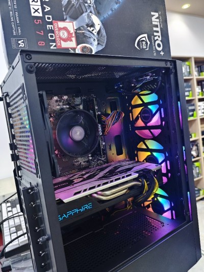 PC GAMER ( RYZEN 5 3600 + RX570 8GB + B550M + 8GB + 256GB ) 