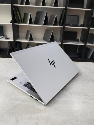 HP EliteBook 640 G11 Tactile Neuf Jamais Utilisé 14" Ultra 5 135U 32 Gb 512 Gb SSD