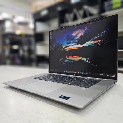 HP ZBook Studio 16" G11 Workstation Ultra 9 185H 32 Gb 1Tb SSD NVIDIA RTX 1000 Ada