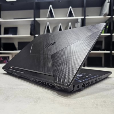 Asus TUF Gaming A15 Ryzen 7 7735HS 16 Gb 512 Gb SSD RTX 2050 4 Go GDDR6 15.6"