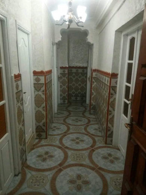 appartement-vente-f3-bouira-algerie