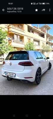 moyenne-berline-volkswagen-golf-7-2018-gtd-setif-algerie