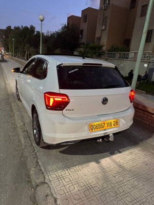 voitures-volkswagen-polo-2018-carat-msila-algerie