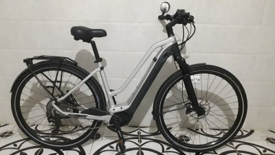 velos-velo-electrique-scott-2021-taille-l-moteur-bosch-cx-blida-algerie