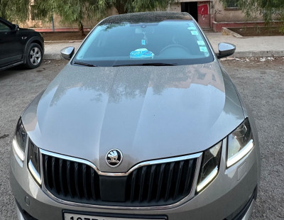 voitures-skoda-octavia-2018-algerie