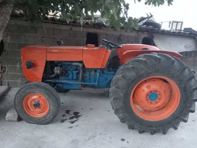 tracteurs-main-vitesse-1965-bouhamza-bejaia-algerie