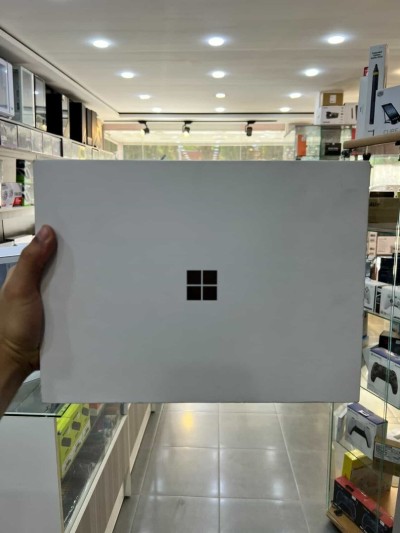 MICROSOFT SURFACE LAPTOP 7 SNAPDRAGON X PLUS 16GB - 256GB - 13.8" TACTILE QUALCOMM ADRENO - PLATINUM