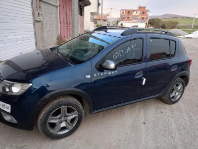 سيارة-صغيرة-dacia-sandero-2018-stepway-الخروب-قسنطينة-الجزائر