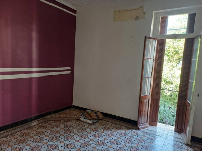 appartement-vente-f3-alger-kouba-algerie