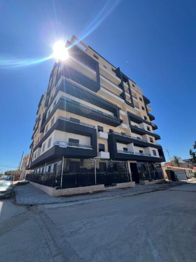 Sell Apartment F4 Alger Bordj el bahri