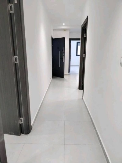 Sell Apartment F4 Alger Bordj el bahri