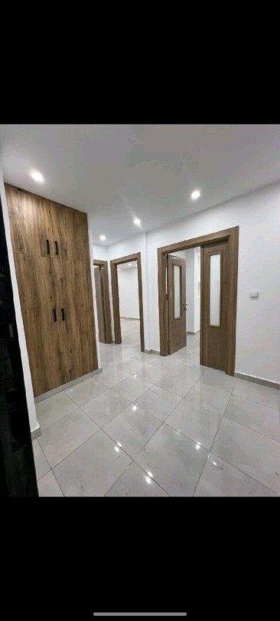 Sell Apartment F4 Alger Bordj el kiffan