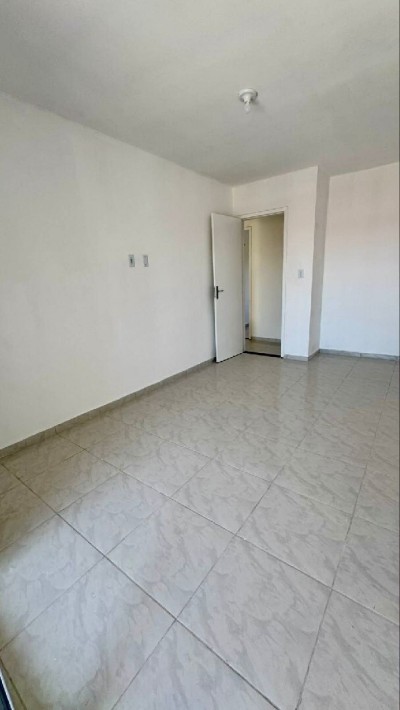 Sell Apartment F4 Alger Bordj el bahri