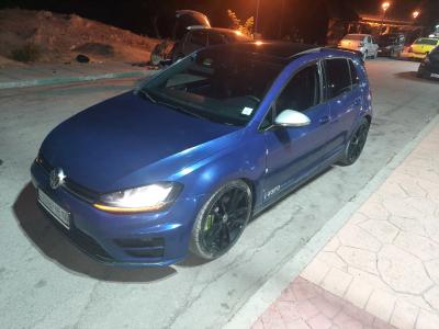 moyenne-berline-volkswagen-golf-7-2015-r-setif-algerie