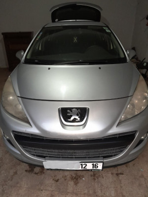 voitures-peugeot-207-2012-saoula-alger-algerie