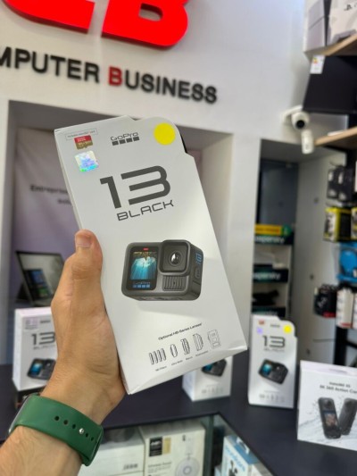 GoPro HERO 13 Black Caméra d action étanche avec vidéo 5.3K60 27MP BUNDLE + MICRO SD 64GB