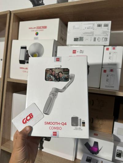 ZHIYUN SMOOTH-Q4 COMBO (Stablilizer+Tripod+Magnetic Fill Light+Protective Bag) STABILISATEUR MOBILE