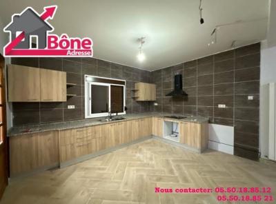 كراء شقة طابق فيلا 3 غرف عنابة عنابة