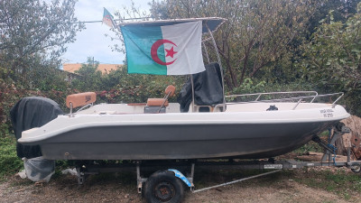 bateaux-rigide-bateau-rouiba-alger-algerie