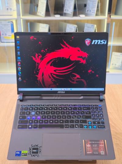 (VENDU) MSI VECTOR 16HX AI A2XWHG 2025 ULTRA 7-255HX 32G 1T SSD RTX 5070 TI 12G 16" QHD 240HZ