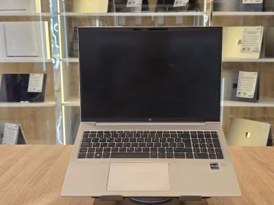 (VENDU) HP EliteBook 860 G10 i7-1355u 16G 512G SSD 16'' IPS 