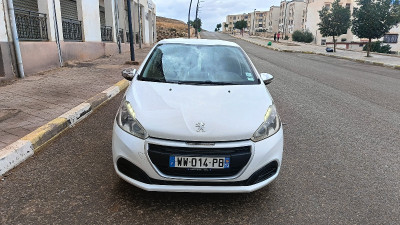 voitures-peugeot-208-2016-access-facelift-ain-defla-algerie