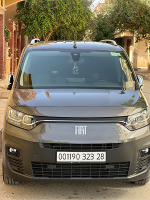 voitures-fiat-doblo-2023-msila-algerie