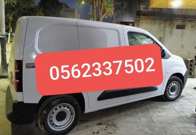 automobiles-fiat-doblo-2023-fait-setif-algerie