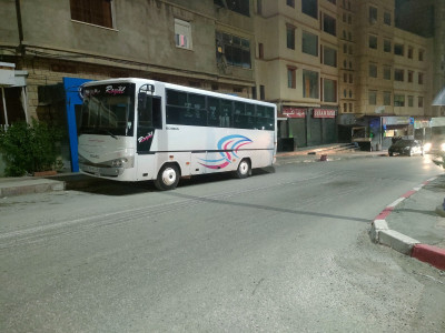 bus-izuzu-bejaia-algerie