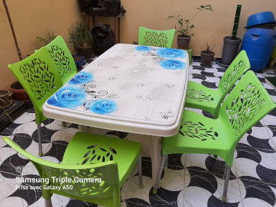 tables-طابلة-demontable-معاها-6-كراسا-bordj-bou-arreridj-algerie