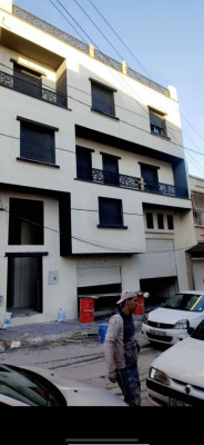 construction-travaux-monocouche-gratter-facade-exterieure-bir-el-djir-oran-algerie