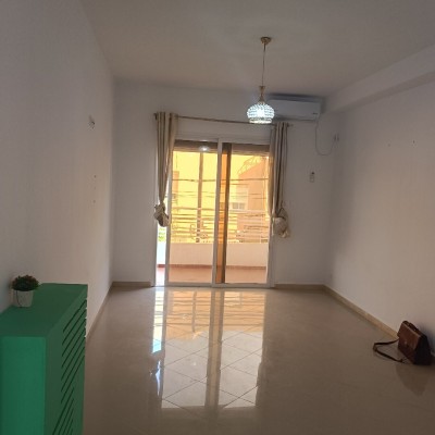 كراء شقة 3 غرف الجزائر بئر خادم