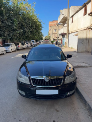 berline-skoda-octavia-2011-elegence-bachdjerrah-alger-algerie