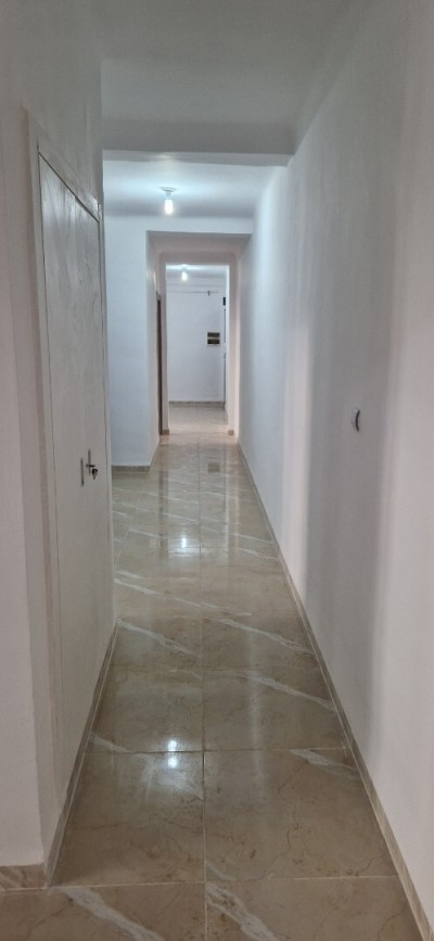 Location Appartement F4 Alger Rahmania