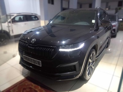Skoda Kodiaq 2024 Sport line full option