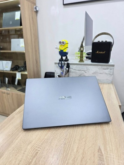 ASUS ExpertBook 15  i7 8565U 8GB/512GB