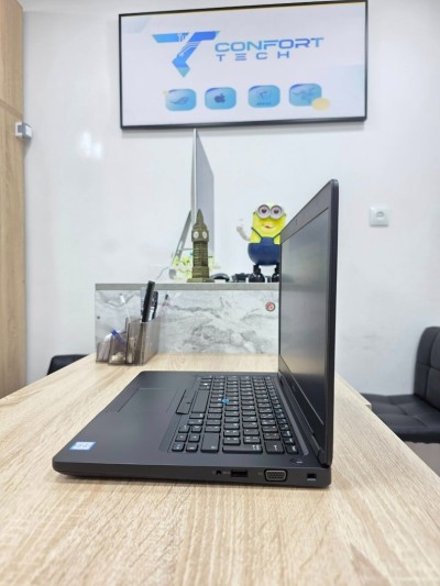 DELL LATITUDE  5480 14 i5 7200U 8GB/256 GB 